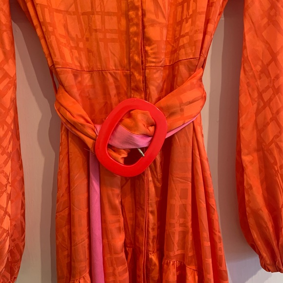 DRESS ON RIGHT. Maxi dress with belt from Akira - Picture 3 of 5